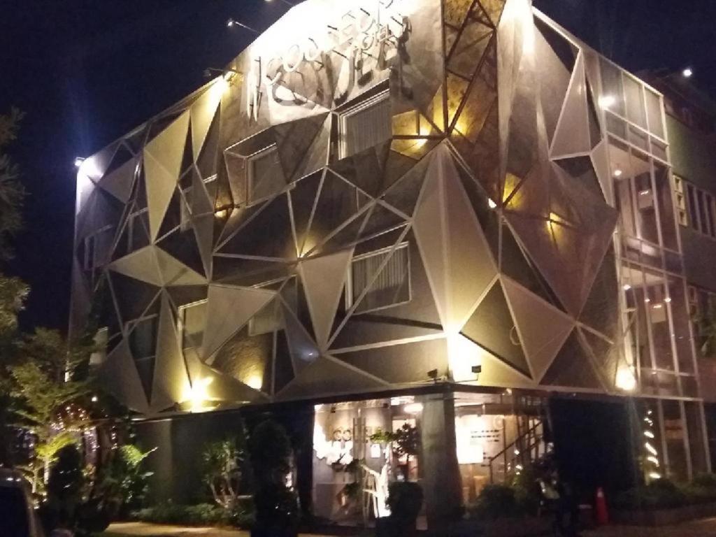 珍加冷寇劳尔酒店 雅加达 外观 照片